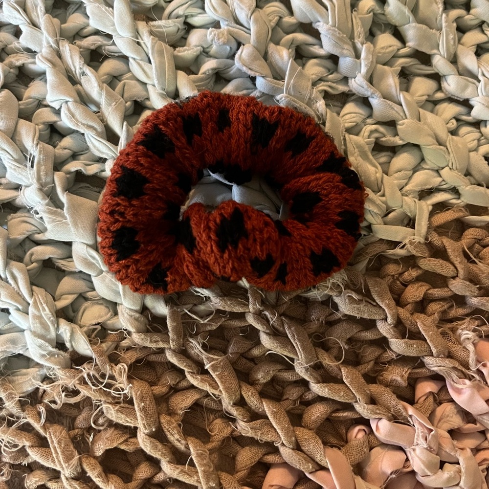 Leopard Print colorwork Hair Scrunchie